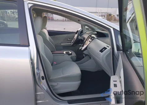 2012 Toyota Prius V Three from USA, damaged, VIN JTDZN3EU4C3020244